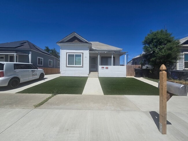 property at 128 E 4th St