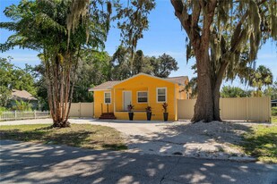 2512 3rd Ave E in Palmetto, FL - Building Photo