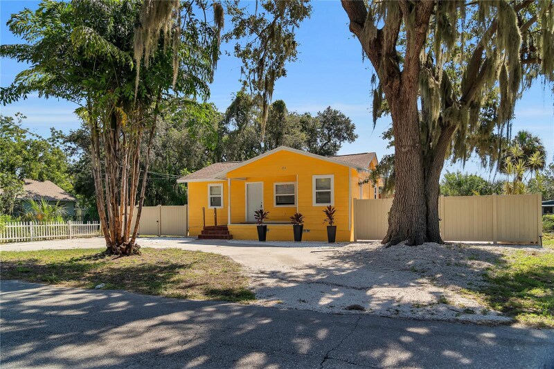 2512 3rd Ave E in Palmetto, FL - Building Photo