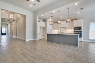 807 Knoxbridge Rd in Forney, TX - Building Photo - Building Photo