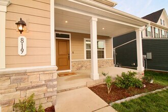 819 Dean Dr in Mount Juliet, TN - Building Photo - Building Photo