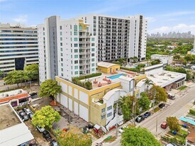 3180 SW 22nd Terrace in Miami, FL - Building Photo