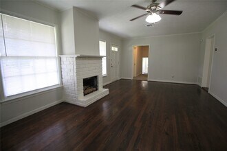 7140 Dillon St in Houston, TX - Building Photo - Building Photo