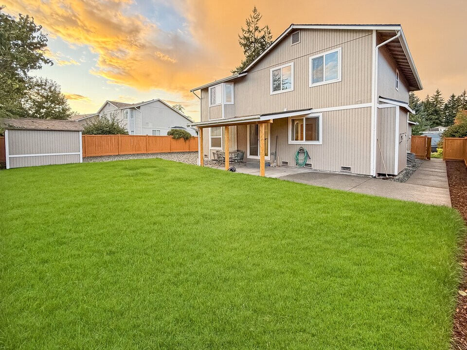 2622 174th St E in Tacoma, WA - Building Photo