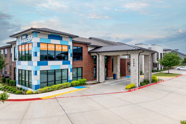 The Luxe at Rowlett 55+ Active Adult in Rowlett, TX - Foto de edificio - Building Photo