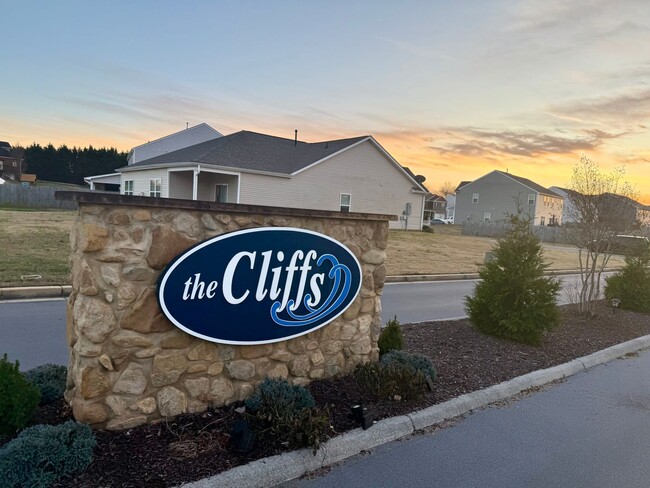 6719 Wildlife Cir in Piney Flats, TN - Building Photo - Building Photo