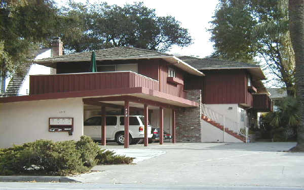 439 Glenwood Ave in Menlo Park, CA - Foto de edificio - Building Photo