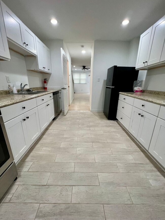 853 Earp St in Philadelphia, PA - Building Photo - Building Photo