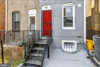 1820 Walbrook Ave in Baltimore, MD - Building Photo - Building Photo