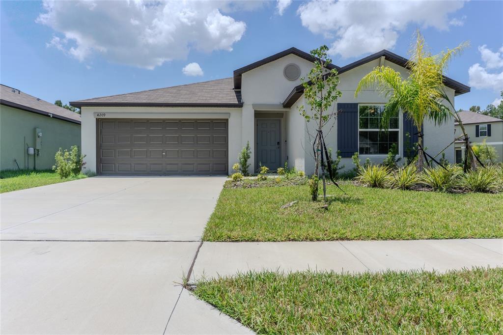 4209 Bridle Booster Wy in Lakeland, FL - Foto de edificio
