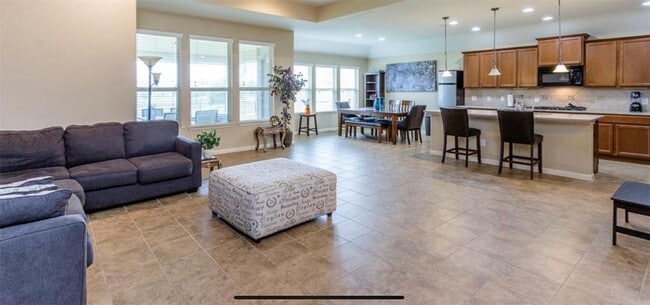24510 Raven Cliff Falls Dr in Tomball, TX - Building Photo - Building Photo