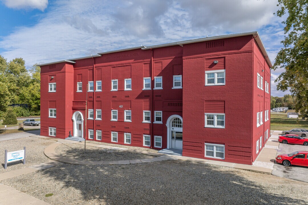 Waveland Place Apartments in Lizton, IN - Foto de edificio
