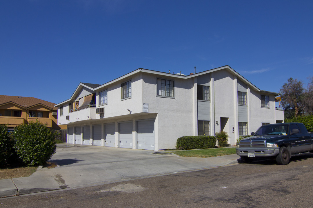 148 4th Ave in Chula Vista, CA - Building Photo