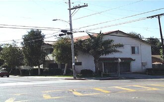 1306 13th St in Imperial Beach, CA - Building Photo