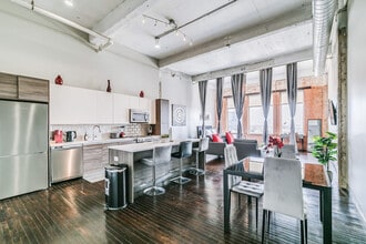 500 S Ervay St in Dallas, TX - Building Photo - Building Photo