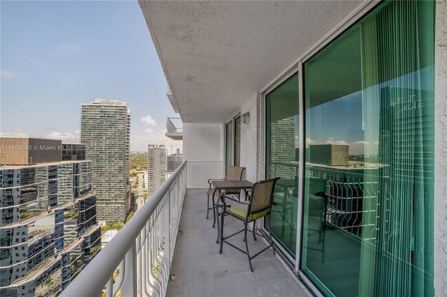 property at 1200 Brickell Bay Dr
