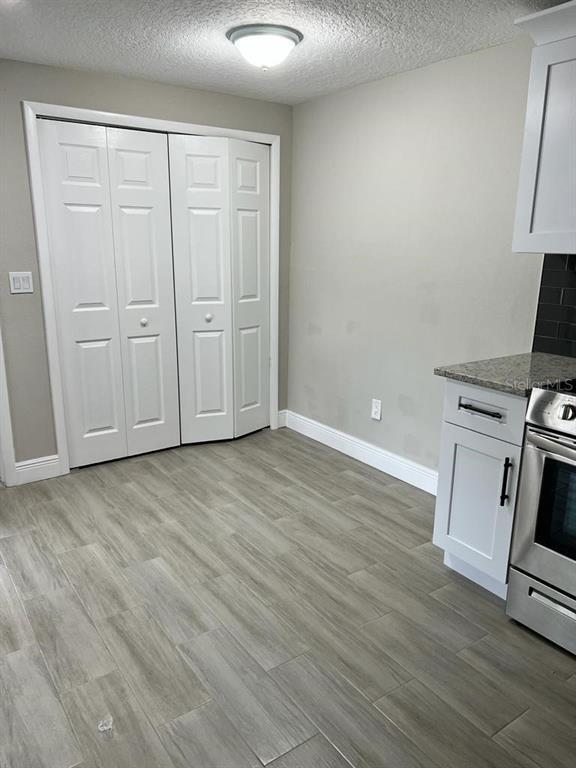 property at 605 Woodridge Dr