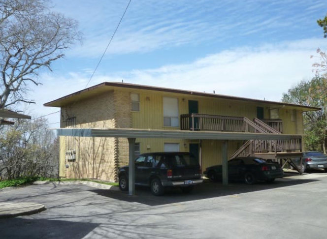 Summit Apartments in Kerrville, TX - Foto de edificio