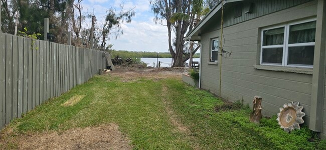 2019 46th Street Ct E in Bradenton, FL - Building Photo - Building Photo