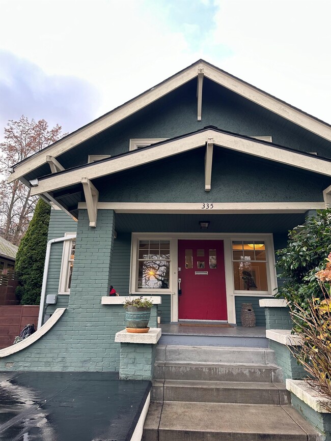 335 23rd Ave E in Seattle, WA - Building Photo - Building Photo