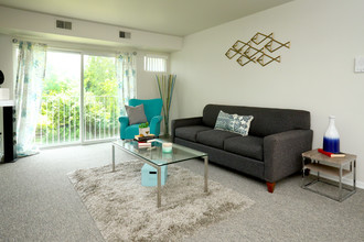 Eastern Lofts Apartment Homes in Ypsilanti, MI - Building Photo - Interior Photo