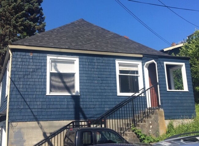 508 E Maple St in Bellingham, WA - Foto de edificio - Building Photo