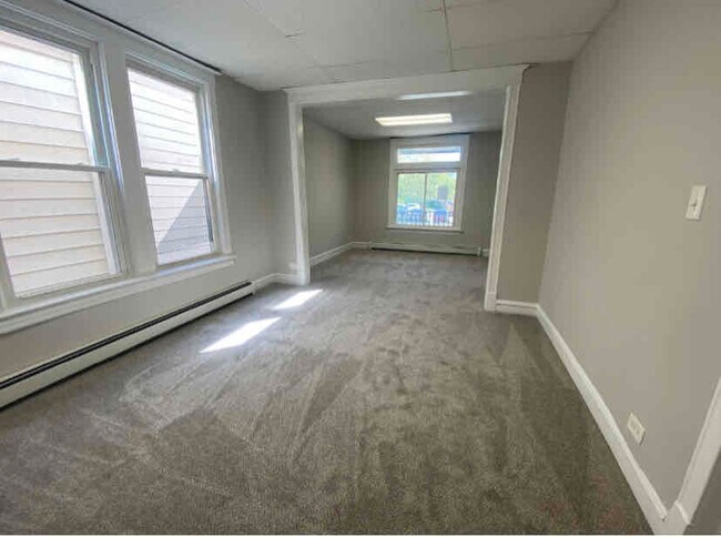 917 N Cicero Ave-Unit -2 in Chicago, IL - Building Photo - Building Photo