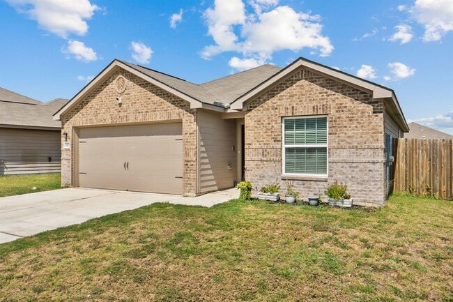 113 Stratton Ln in Jarrell, TX - Building Photo - Building Photo