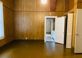 411 Gordon St in Lafayette, LA - Foto de edificio - Building Photo