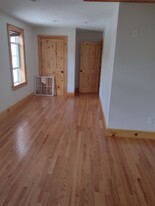 56 Nashua Rd, Unit 2 in Pepperell, MA - Building Photo - Building Photo