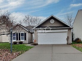 12276 Carriage Stone Dr in Fishers, IN - Building Photo