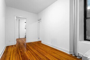 443 E 88th St in New York, NY - Building Photo