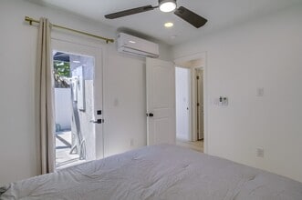4774 Aragon Dr in San Diego, CA - Building Photo - Building Photo