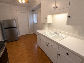 33 Central Ave in Ravena, NY - Building Photo - Building Photo