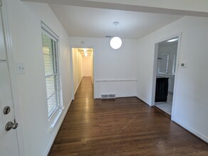 948 N Windomere Ave in Dallas, TX - Building Photo - Building Photo