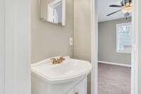 1390 Richard Rd photo'