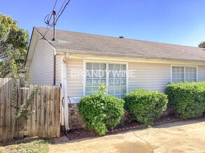 630 Morrow Rd in Forest Park, GA - Building Photo - Building Photo