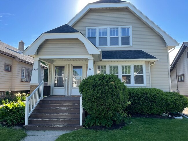 336 N 70th St, Unit Upper Duplex, Unit Upper Duplex