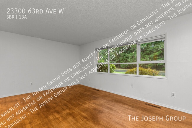 23300 63rd Ave W in Mountlake Terrace, WA - Building Photo - Building Photo