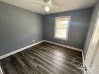 10518 Heatherwood Dr in Pensacola, FL - Building Photo - Building Photo