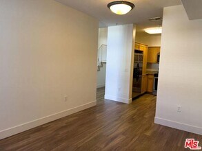 1041 Glendon Ave in Los Angeles, CA - Building Photo - Building Photo