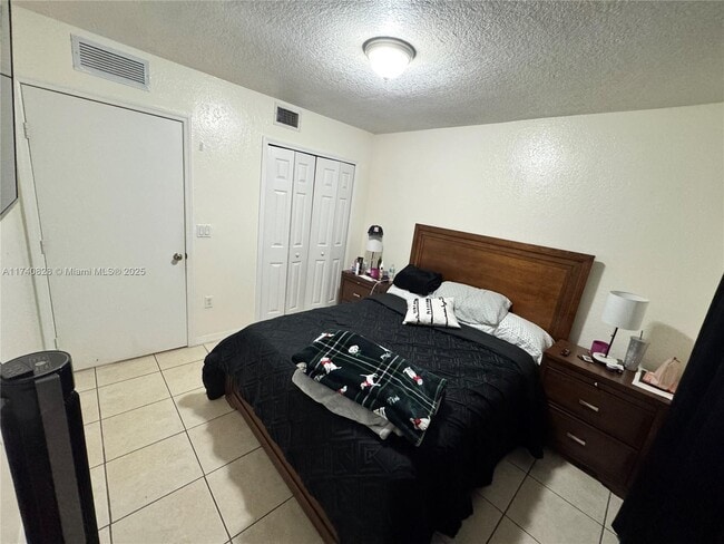 1270 SE 31st Ct in Homestead, FL - Building Photo - Building Photo
