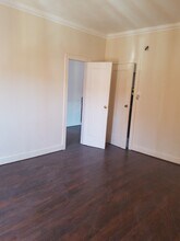 106 S Cummings St in Los Angeles, CA - Building Photo - Building Photo