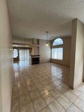 1730 E Babcock Ave in Visalia, CA - Building Photo - Building Photo