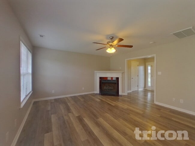 105 Arden Ct, Unit 4-014.7854 in Mount Holly, NC - Building Photo - Building Photo