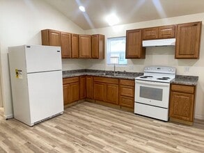 745 Ireland St in Rio Dell, CA - Building Photo - Building Photo