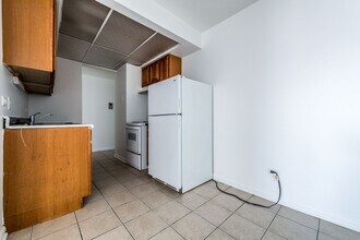 2115 S 4th Ave 2122 and 2125 S 4th Ave Maywood, IL 60153 in Maywood, IL - Building Photo - Building Photo