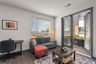 6160 N Rural St in Indianapolis, IN - Building Photo