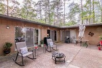3823 Spring Dr photo'