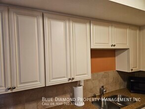 6919 Quail Pl in Carlsbad, CA - Building Photo - Building Photo